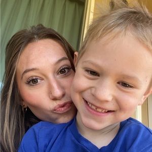 Meet your Posher, Maddie